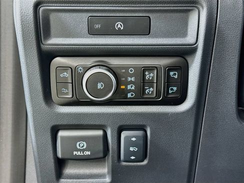 Used 2025 Ford F150 Raptor AWD/4WD image 17