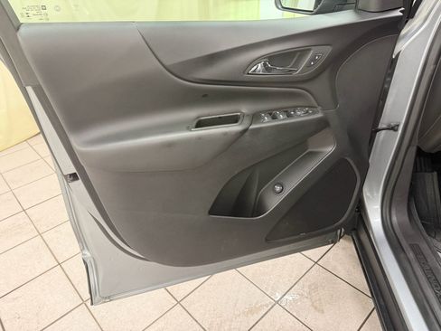 Certified 2024 Chevrolet Equinox LT w/ LPO, Floor Liner Package image 31