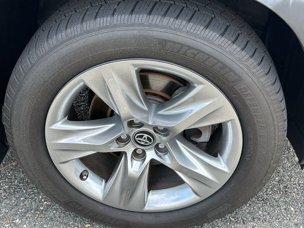 Used 2019 Toyota Highlander Limited AWD/4WD image 45