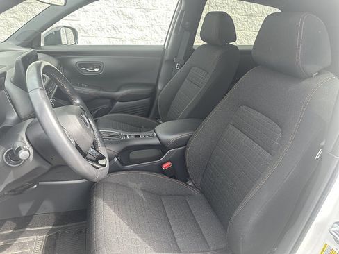 Used 2024 Honda HR-V Sport image 12