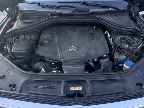 Used 2015 Mercedes-Benz GL 320 BlueTEC 4MATIC image 4