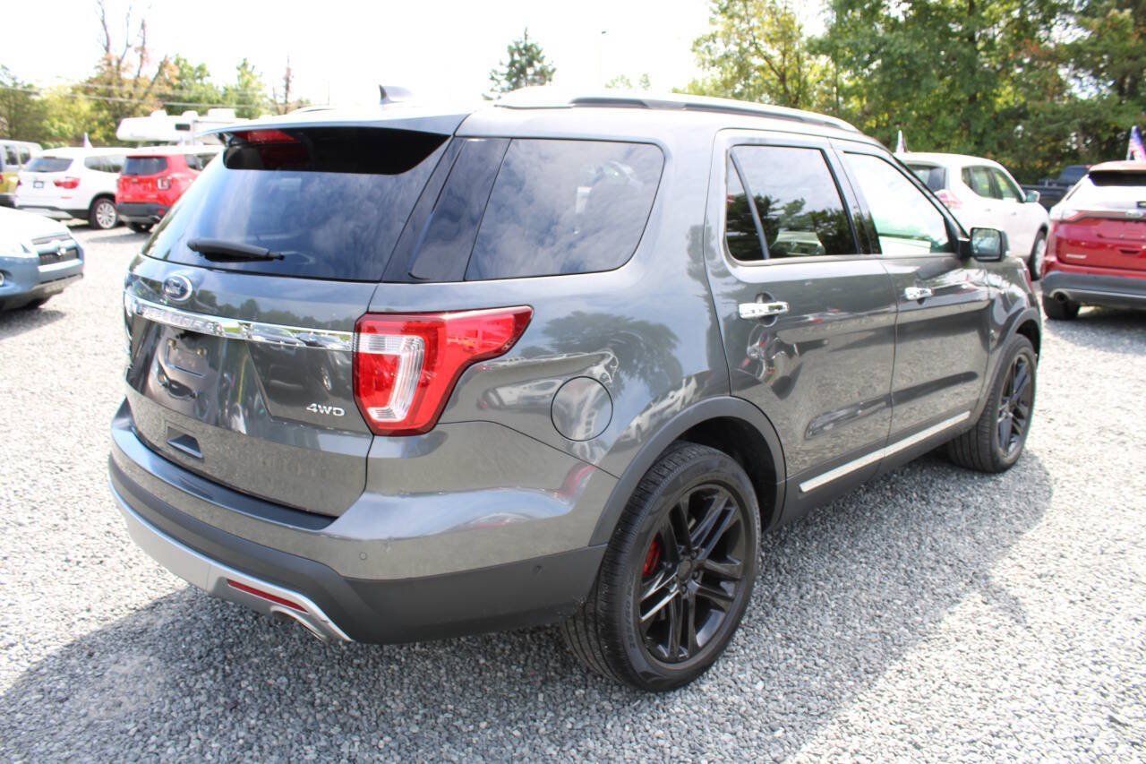 Used 2016 Ford Explorer Limited w/ Equipment Group 301A AWD/4WD image 7