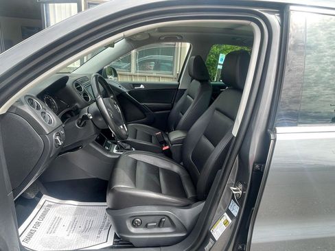 Used 2016 Volkswagen Tiguan SE AWD/4WD image 11