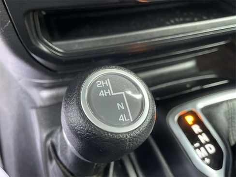 Used 2021 Jeep Wrangler Sport image 27