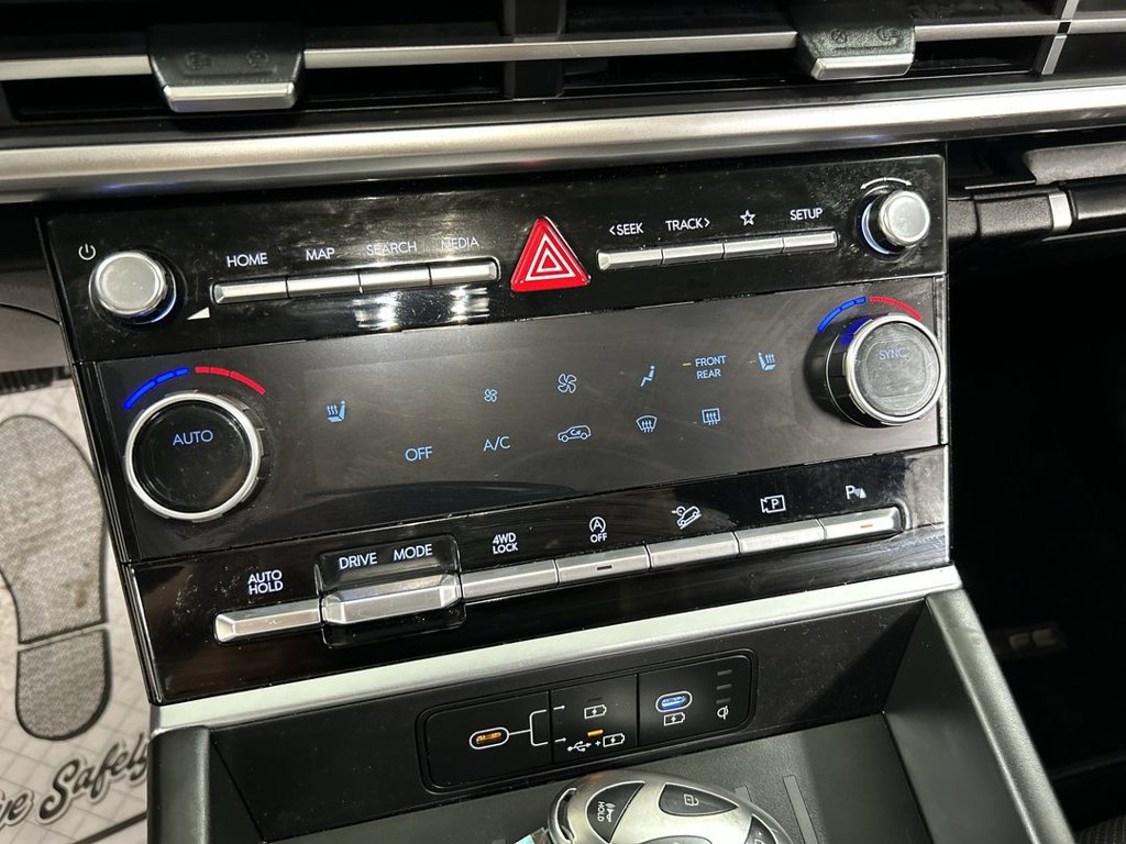 Used 2025 Hyundai Santa Fe SEL AWD/4WD image 16