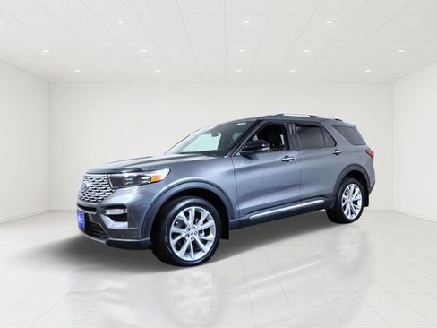 Certified 2023 Ford Explorer Platinum w/ Technology Package AWD/4WD image 2