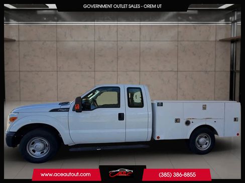 Used 2013 Ford F250 XL w/ PWR Equipment Group image 3