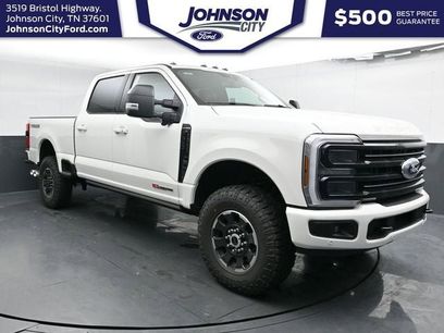 New 2026 Ford F350 Platinum w/ Tremor Off-Road Package