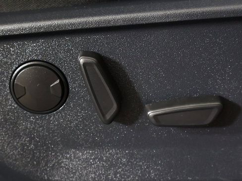 Used 2023 Ford F150 XLT w/ Equipment Group 302A High image 35