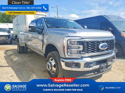 Used 2023 Ford F350 Lariat w/ Lariat Ultimate Package AWD/4WD image 5