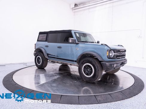 Used 2022 Ford Bronco Wildtrak image 2