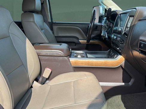 Used 2018 Chevrolet Silverado 2500 LTZ w/ Duramax Plus Package AWD/4WD image 29
