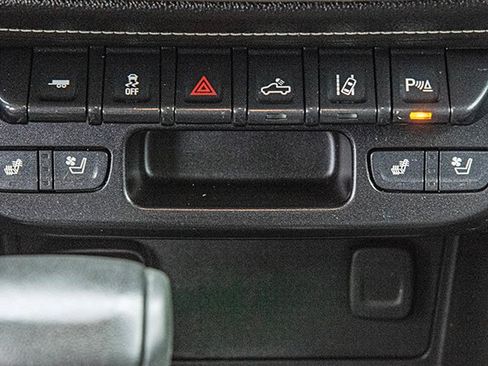 Used 2021 GMC Canyon Denali image 21