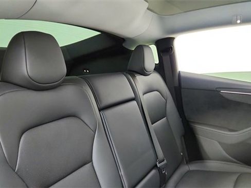Used 2026 Tesla Model Y Long Range image 24