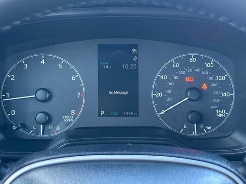 Used 2025 Toyota Corolla SE w/ Convenience Package image 24