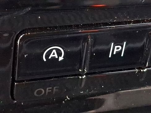 Used 2025 Ford Explorer ST-Line w/ ST-Line Street Pack image 25