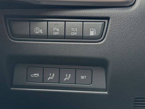 Used 2025 MAZDA CX-70 Plug-In Hybrid w/ Premium Plus image 29