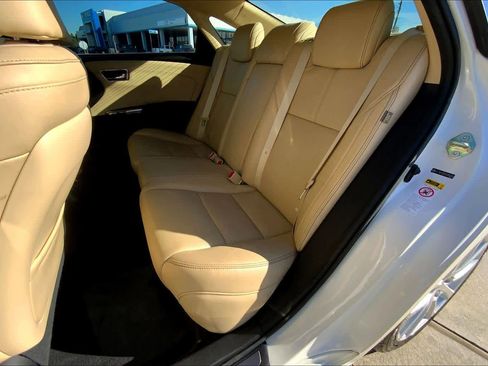 Used 2014 Toyota Avalon Limited image 20