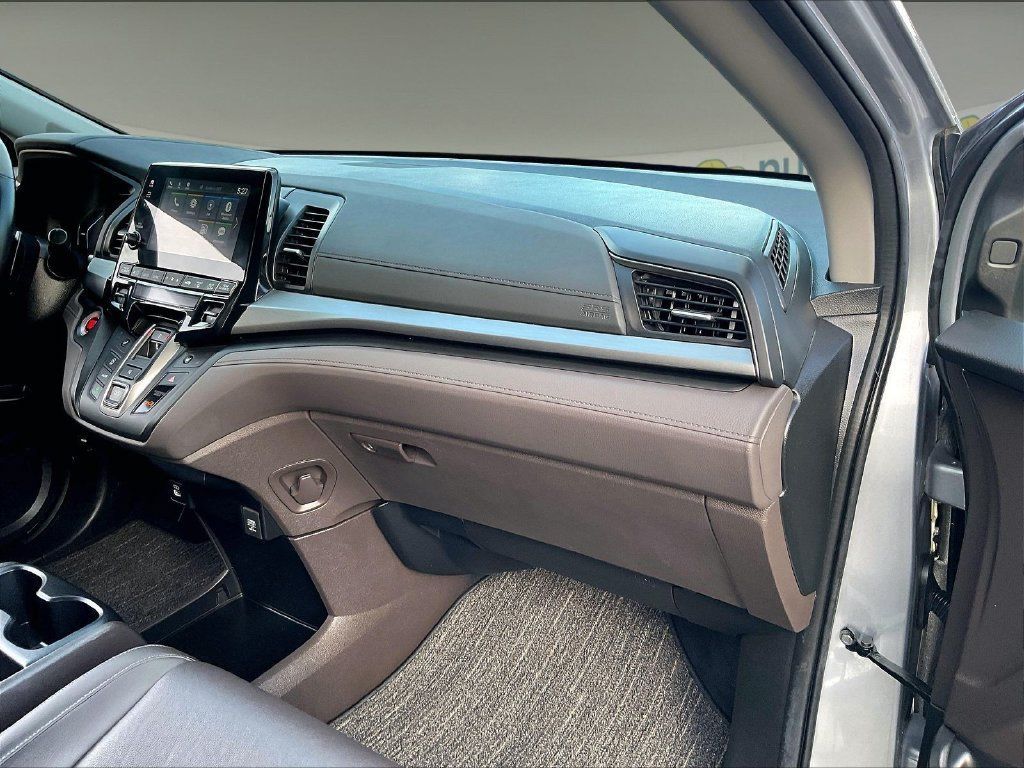 Used 2024 Honda Odyssey EX-L image 13