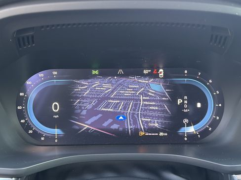 Certified 2023 Volvo XC60 B5 Plus w/ Protection Package image 21