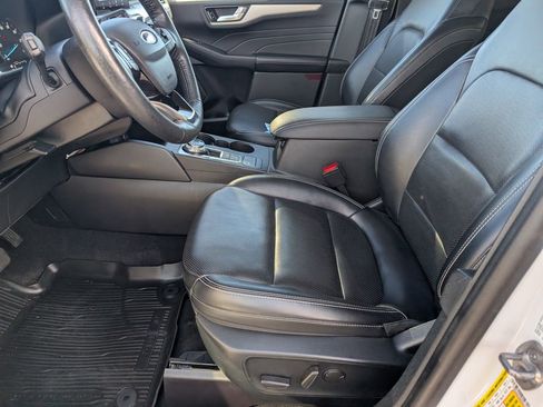 Used 2021 Ford Escape SEL image 11