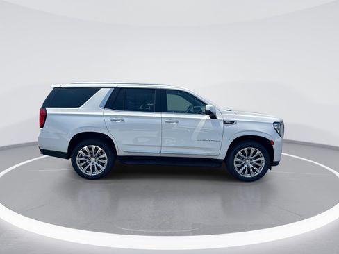 Used 2024 GMC Yukon Denali AWD/4WD image 10