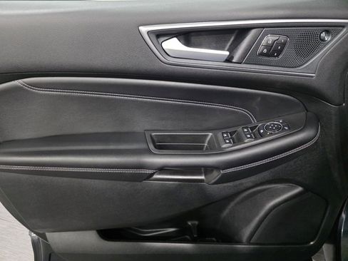 Used 2024 Ford Edge Titanium w/ Equipment Group 301A image 10