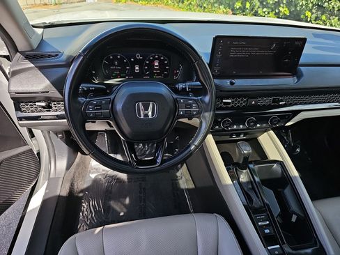 Certified 2023 Honda Accord EX-L image 15