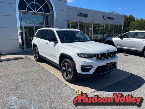 Used 2024 Jeep Grand Cherokee Limited 4xe image 1