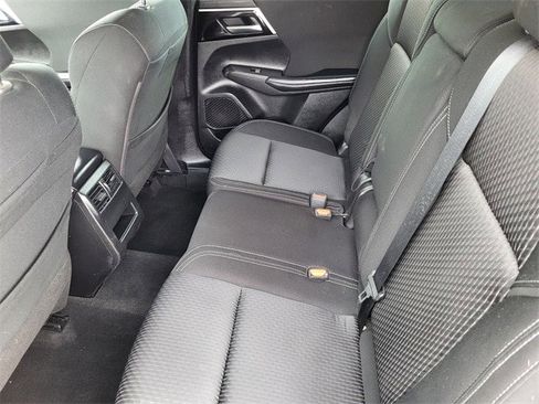 Used 2022 Mitsubishi Outlander ES image 22