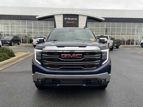 Used 2023 GMC Sierra 1500 SLT w/ SLT Premium Package image 2
