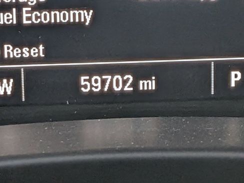 Used 2018 Chevrolet Equinox LS image 11