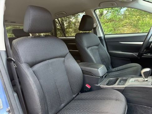 Used 2010 Subaru Outback 2.5i Premium image 22