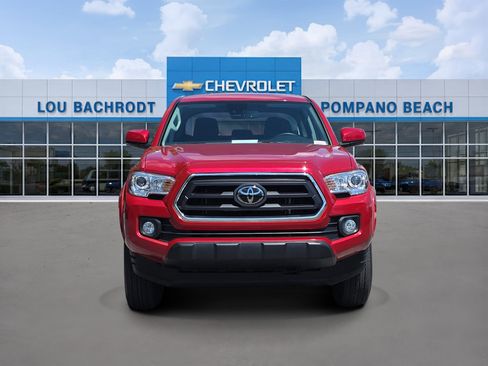 Used 2022 Toyota Tacoma SR5 image 2