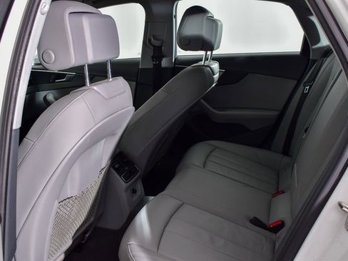 Used 2018 Audi A4 2.0T Premium image 19