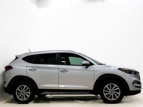 Used 2017 Hyundai Tucson SE image 4