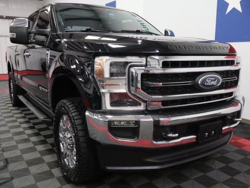 Used 2021 Ford F250 Lariat w/ Lariat Ultimate Package AWD/4WD image 22