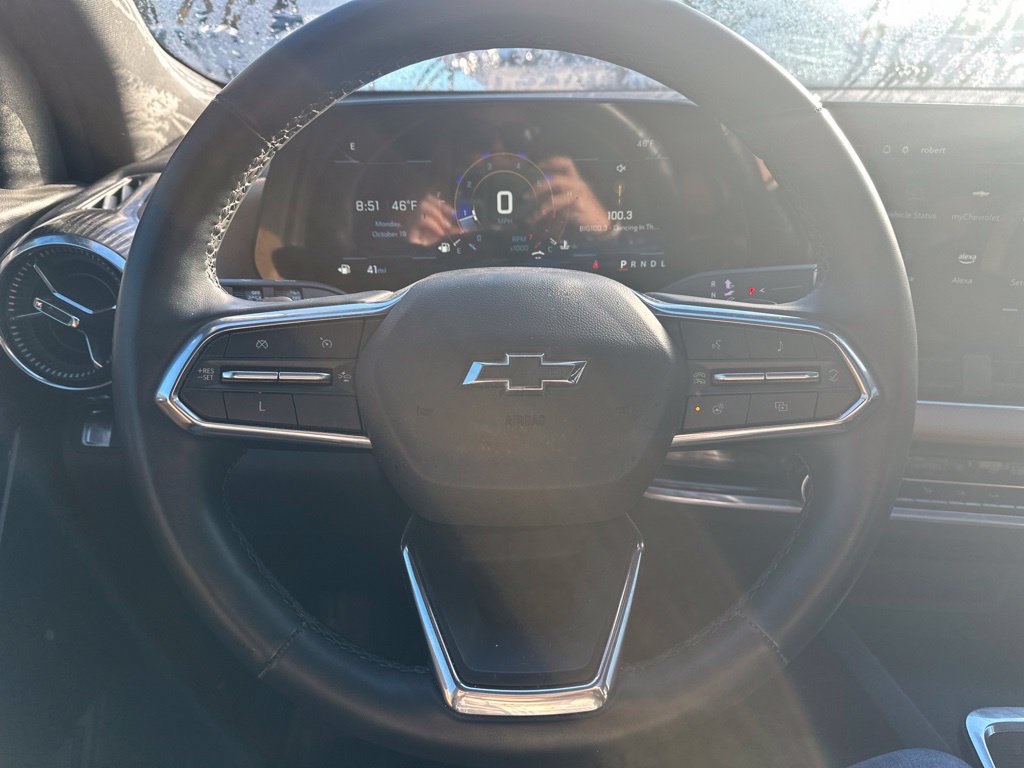 Used 2025 Chevrolet Equinox ACTIV w/ Convenience Package III FWD image 14