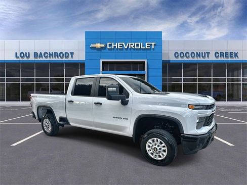 Used 2025 Chevrolet Silverado 2500 Custom w/ Custom Value Package image 2