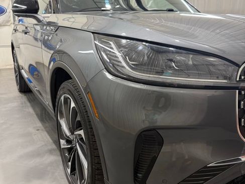 Used 2025 Lincoln Aviator Reserve w/ Equipment Group 201A AWD/4WD image 6