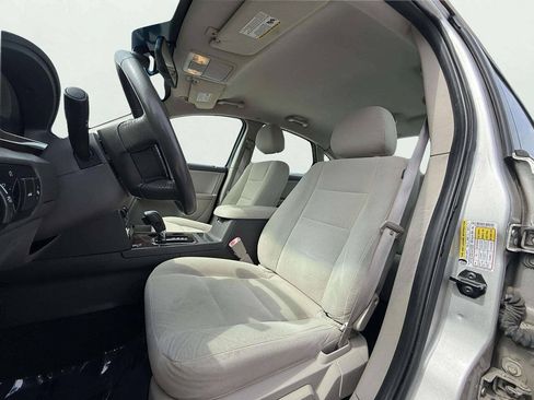Used 2008 Ford Taurus SEL FWD image 16
