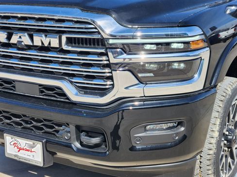 New 2026 RAM 2500 Limited AWD/4WD image 9