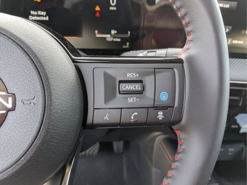 Certified 2025 Nissan Kicks SR AWD/4WD image 32