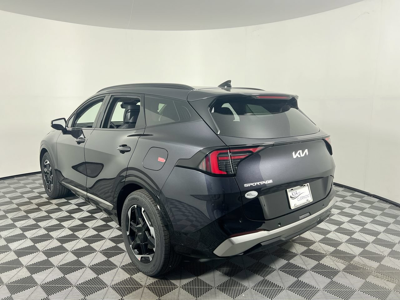New 2026 Kia Sportage SX FWD image 7