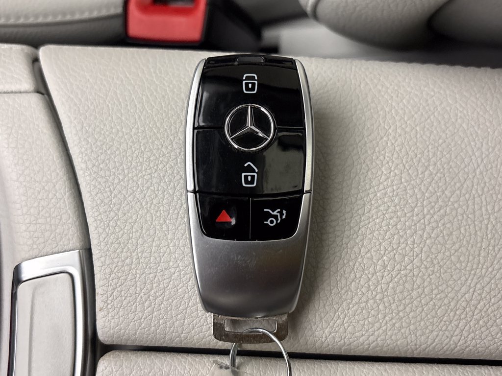 Used 2021 Mercedes-Benz E 350 Sedan image 33