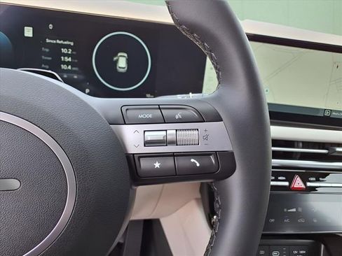 New 2025 Hyundai Tucson SEL FWD image 17
