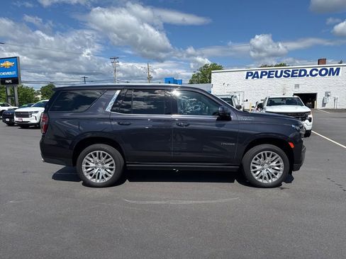 Used 2024 Chevrolet Tahoe High Country w/ Premium Package AWD/4WD image 3