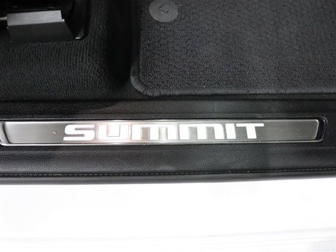 Used 2023 Jeep Grand Cherokee L Summit AWD/4WD image 38
