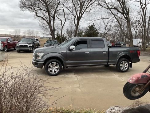 Used 2015 Ford F150 Platinum w/ Equipment Group 701A Luxury image 9
