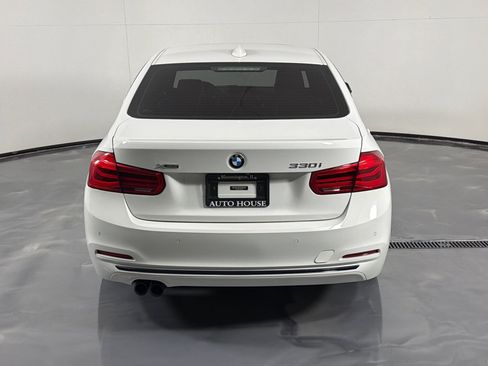 Used 2018 BMW 330i xDrive Sedan w/ Convenience Package AWD/4WD image 6